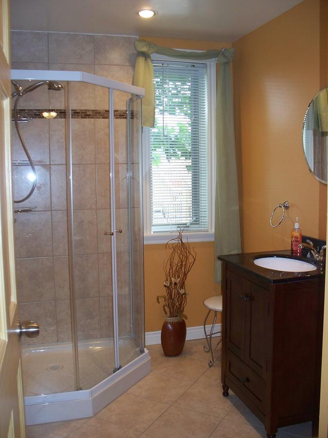 Dans Les Draps De Morphee Bed & Breakfast Campbellton Bagian luar foto