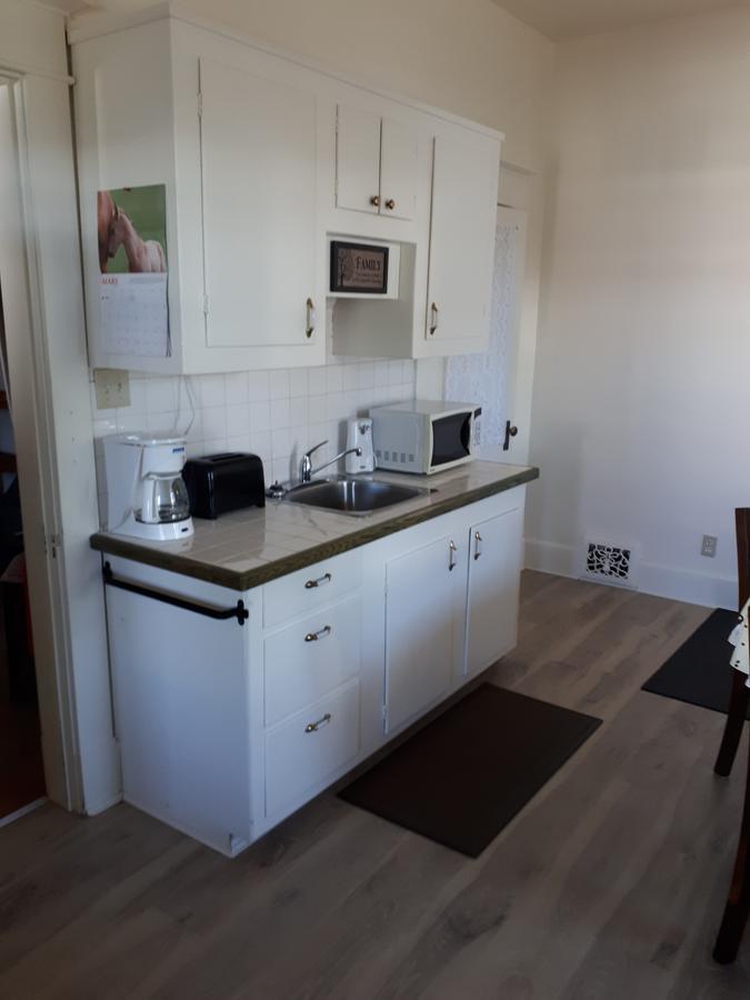 Dans Les Draps De Morphee Bed & Breakfast Campbellton Bagian luar foto